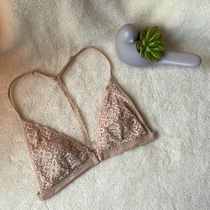 VS Lace Front-Close Triangle Bralette